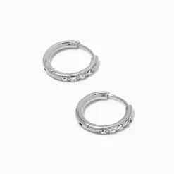 Boucles d’oreilles huggies avec strass 10 mm en titane couleur argentée - Collection C Luxe
