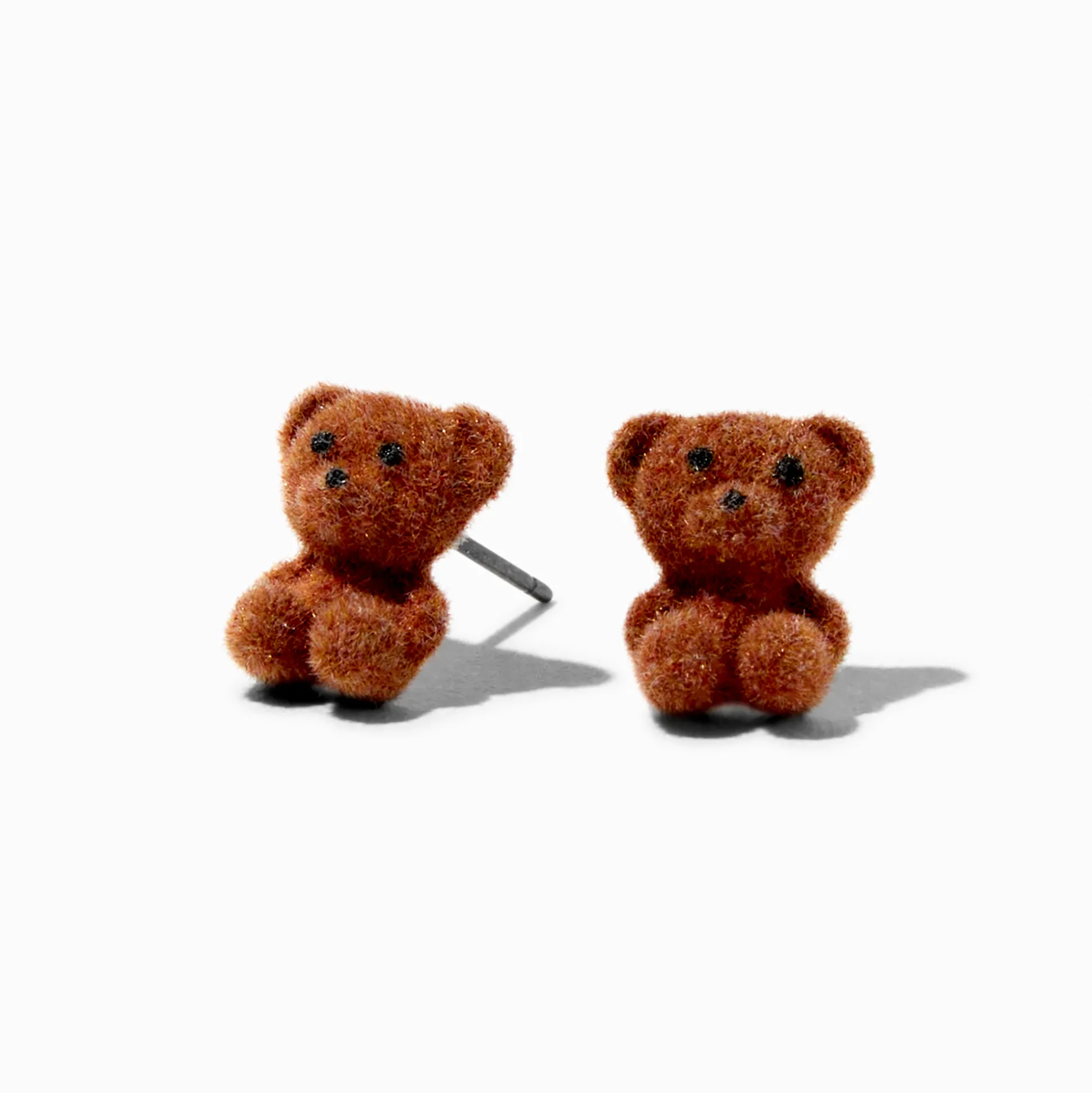 Clous d’oreilles ours pelucheux