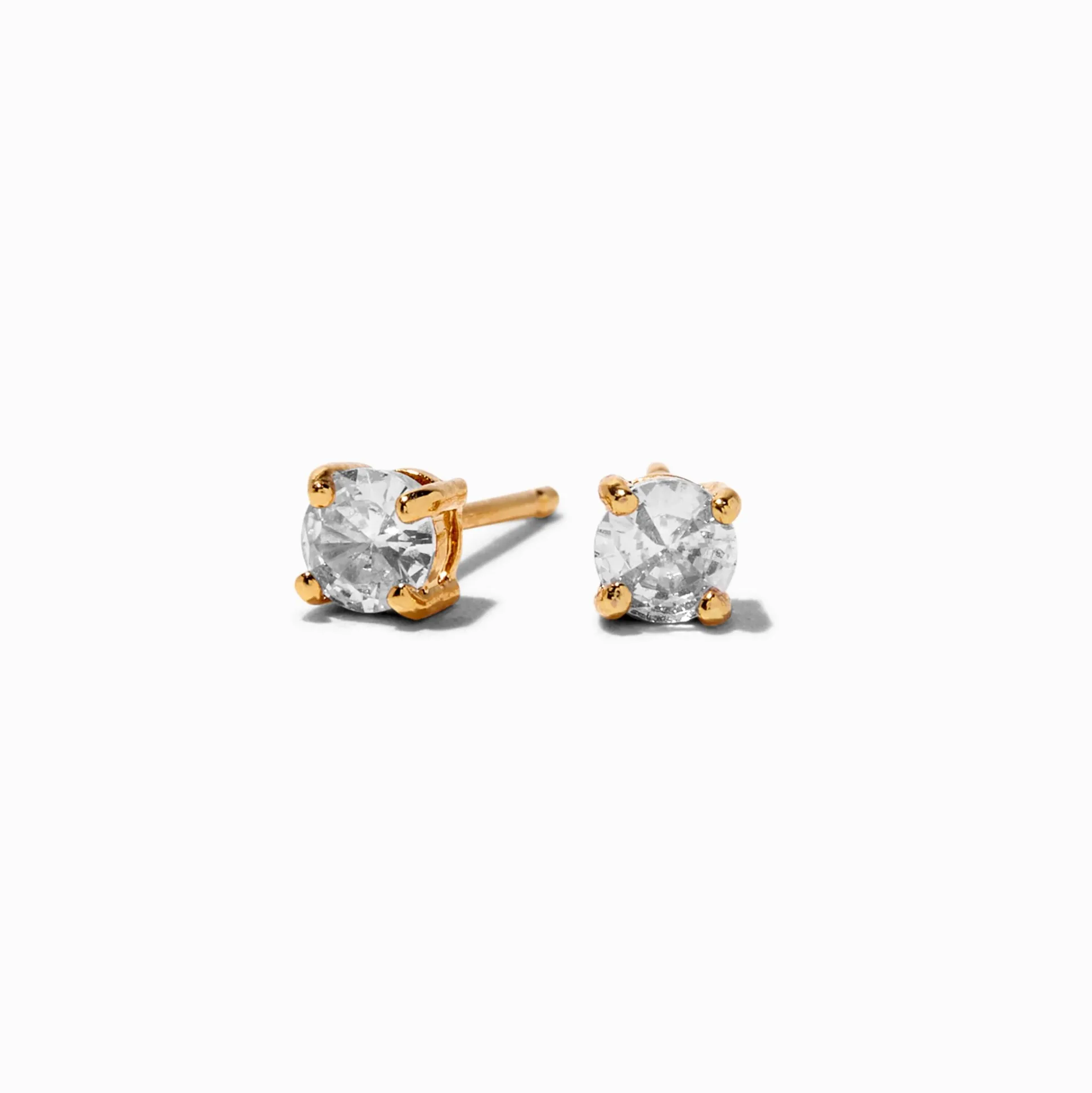 Clous d’oreilles panier ronds de 4 mm en zircon cubique couleur dorée C LUXE by Claire’s