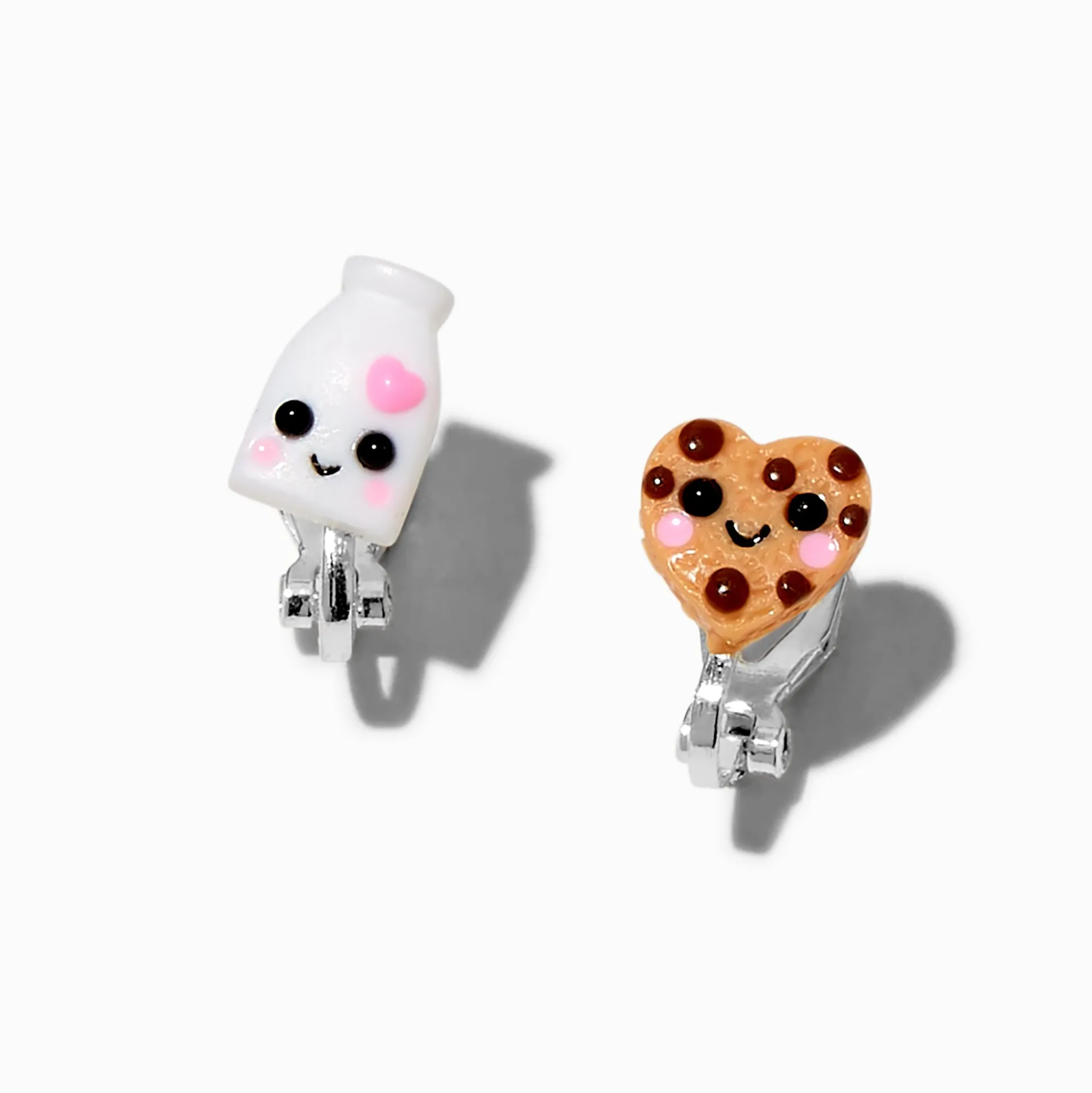 Clous d'oreilles à clip lait et cookies