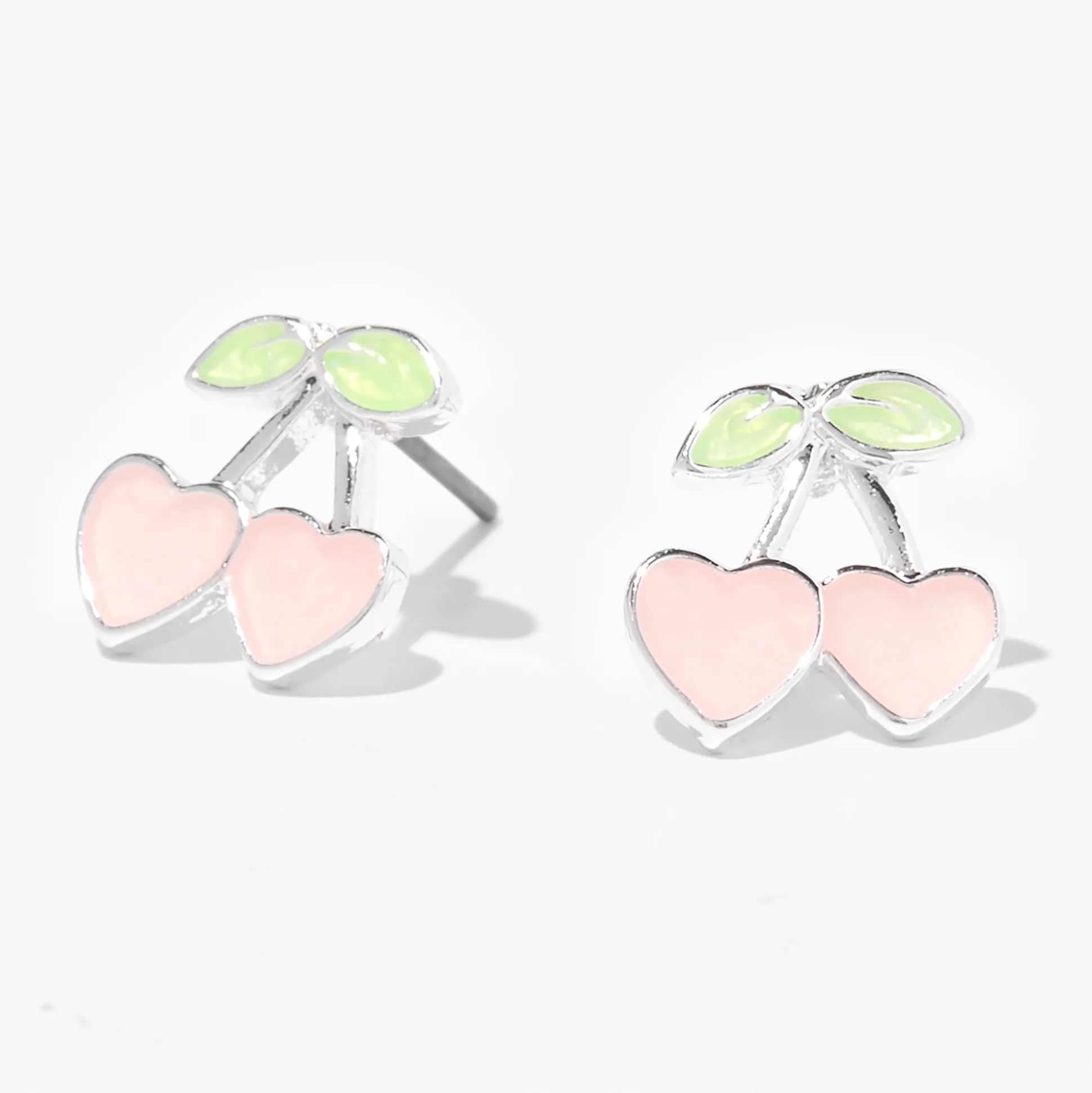 Clous d'oreilles cœur cerise à paillettes qui changent de couleur