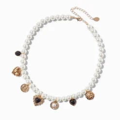 Collier à breloques perle d'imitation et couleur dorée