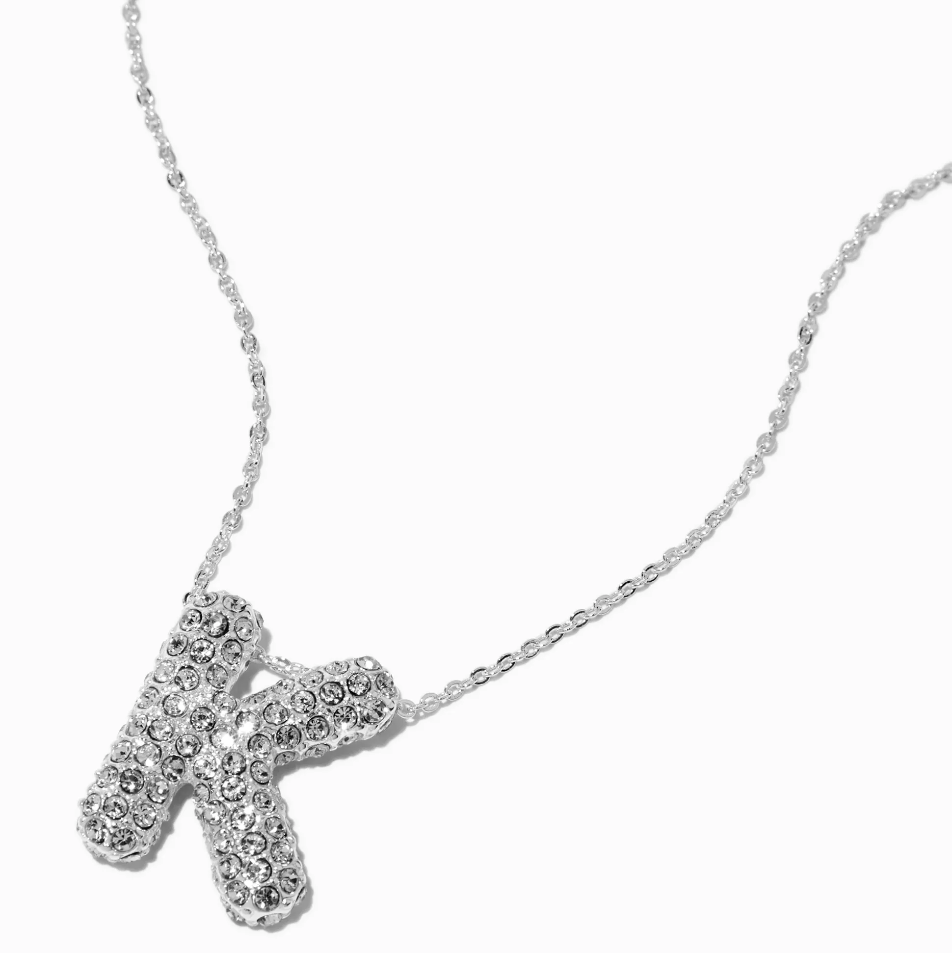 Collier à pendentif à bulles et initiale pavé couleur argentée - K