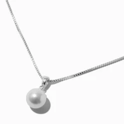 Collier à pendentif perle d'imitation 6 mm blanc