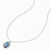 Collier couleur argentée avec pendentif style chevalière et nœud bleu