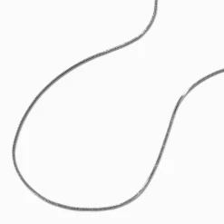 Collier mini chaîne serpent en acier inoxydable couleur argentée