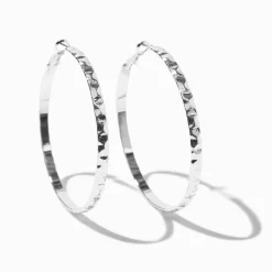 Grandes créoles texturées couleur argentée