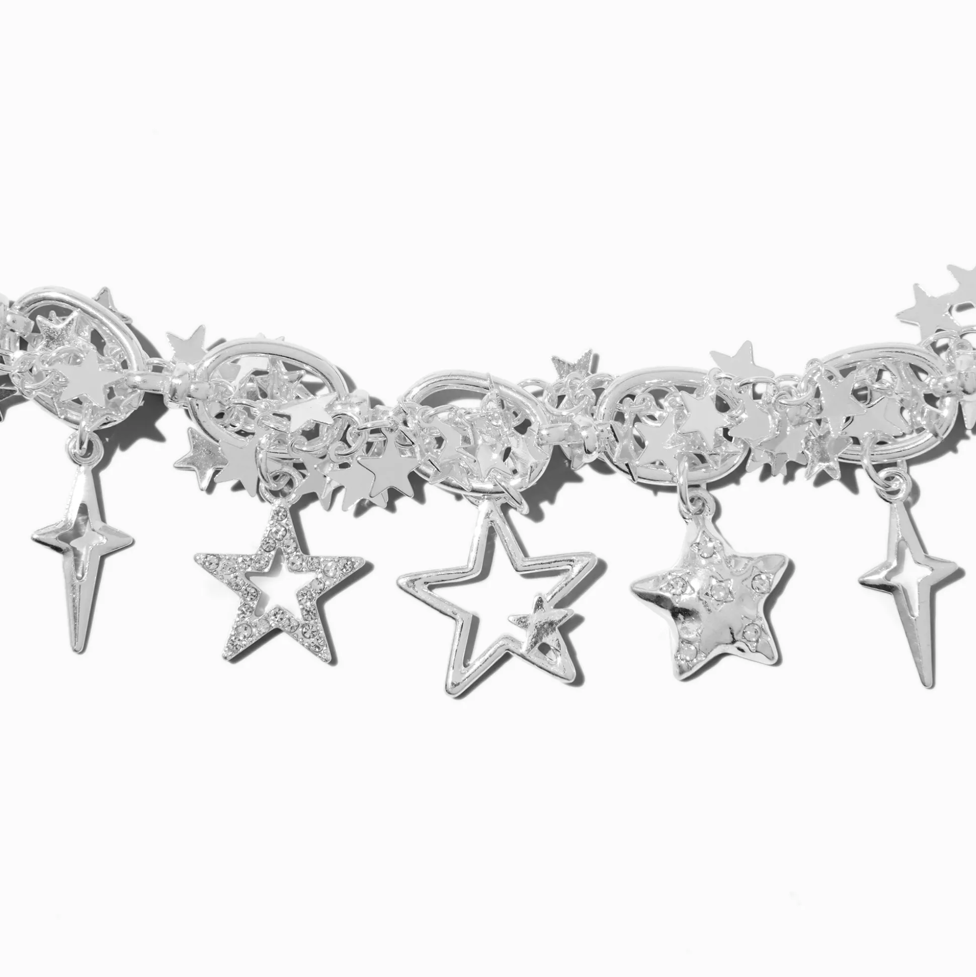 Ras-de-cou de chaîne aux étoiles variées couleur argentée